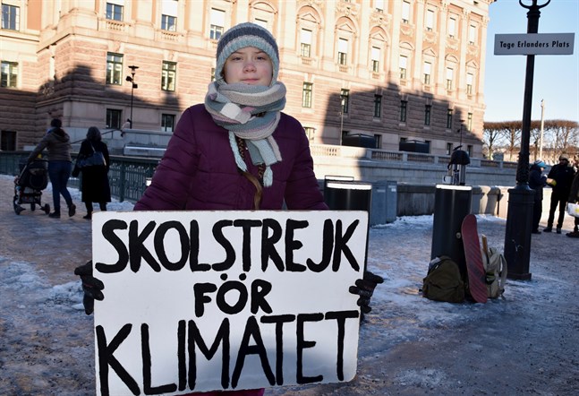 "Ingen behöver lyssna på mig", säger Greta Thunberg, "bara de lyssnar på klimatforskarna jag hänvisar till".
