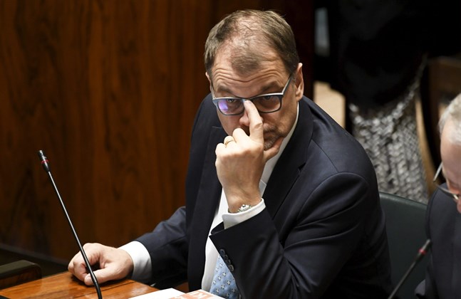 – En kvalitativ vård av äldre måste vara också de stora privata aktörernas prioritet nummer ett, anser Sipilä.