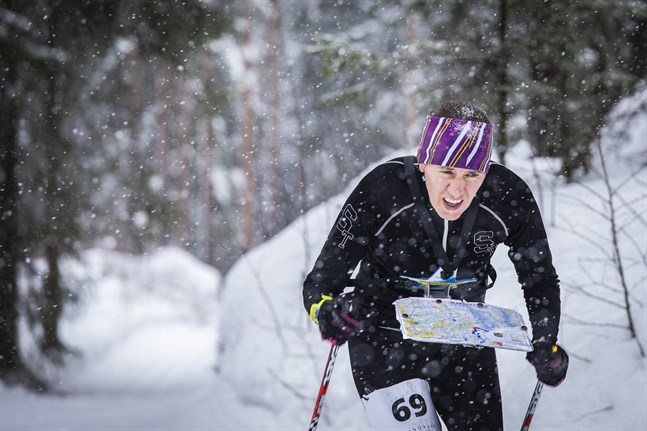 Femmans Pernilla Tunis plockade medaljer på löpande band när FM, FSOM och ÖIDM i skidorientering avgjordes i Vindala.
