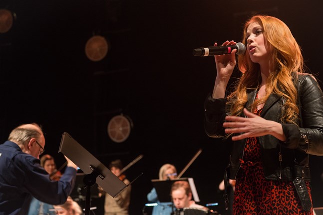 Så här såg det ut när Jennie Storbacka och Guardia Nueva repade inför förra årets Den stora underhållningskonsert under Karleby Vinteraccordeon.