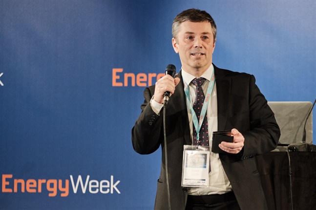 Vesa Riihimäki, vd för Wärtsilä i Finland, säger att beskedet om uppsägningar är tungt för de anställda.