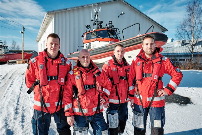 Niko Holmlund, Kaj-Erik Loo, Jouni Tuori och Samuli Latomäki belönas för deras frivilliga insatser.