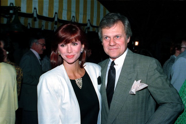 Ken Kercheval tillsammans med Victoria Principal som spelade Pamela Barnes Ewing i "Dallas". Året är 1986. Arkivbild.