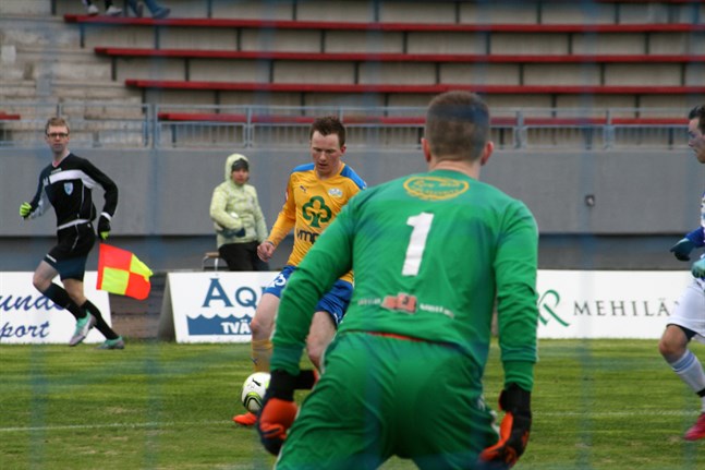 Kraft och Nicholas Westerholm tog tre poäng hemma mot I-JBK.