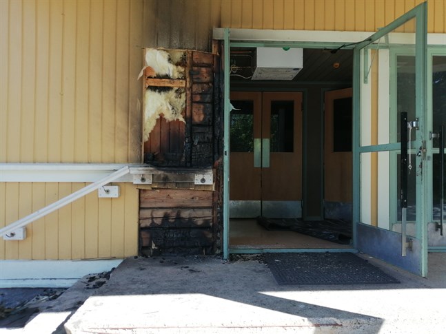 Det var nära att hela Jungsborg fattade eld i Karleby natten till måndagen.