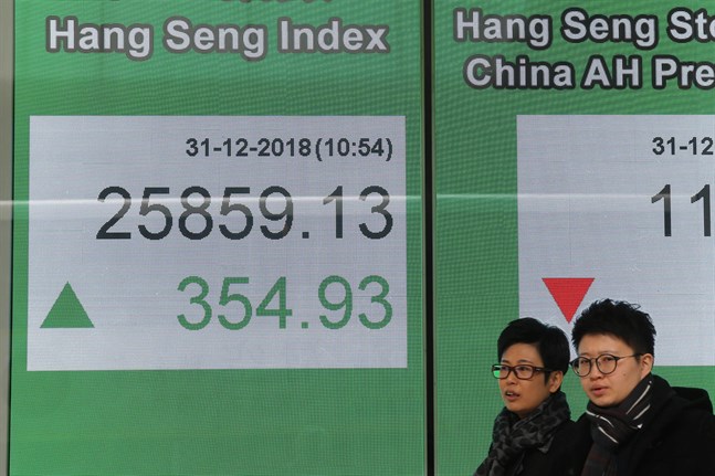 Asienbörserna reagerade positivt på USA:s centralbanks signal om eventuella kommande räntesänkningar. Arkivbild.