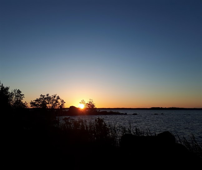 Midsommardagens soluppgång, Köklot.
