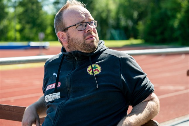 IK Myrans tränare Magnus Slotte har efter 14 år gett sitt för damlaget.