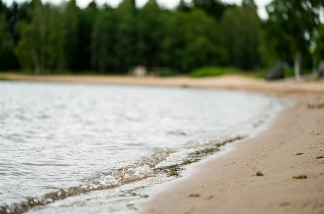Stranden vid Gamla Hamn i Jakobstad.