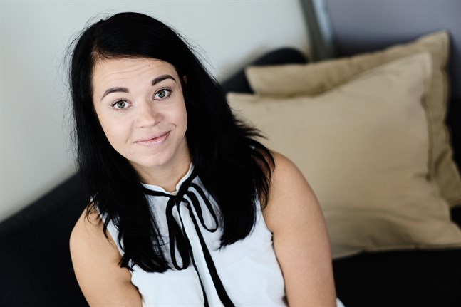 På fem år byggde Jenni Parpala upp sitt städföretag från noll till tolv anställda med ett åttiotal kunder samtidigt som hon födde familjens andra dotter och skötte hus och hem. Insatsen för det prisbelönade företaget blev alltför hög.