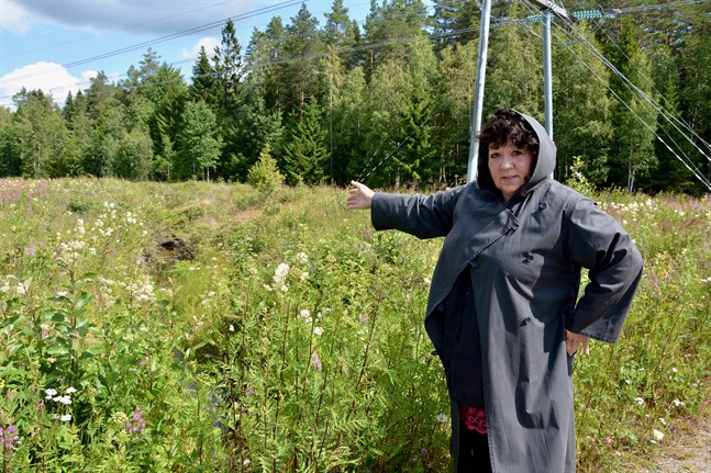 Denna bäck går förbi Solvängen och Flybäcken, platserna där man tror att häxavrättningsplatserna låg. Bäcken var djupare och bredare på 1600-talet, och dit kastades häxorna efter att ha bränts på bål.