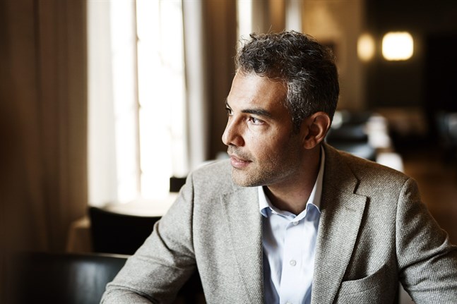 Riksdagsledamot Hussein al-Taee har uppgett falska uppgifter om sin utbildningsnivå.
