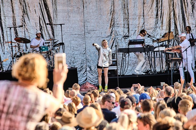 Veronica Maggio på Vasa festival 2019.