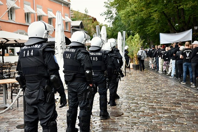 Säkerhetspådraget kring demonstrationerna var stort.