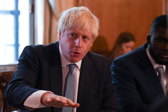 Storbritanniens premiärminister Boris Johnson kommer att träffa Antti Rinne för att diskutera brexit.