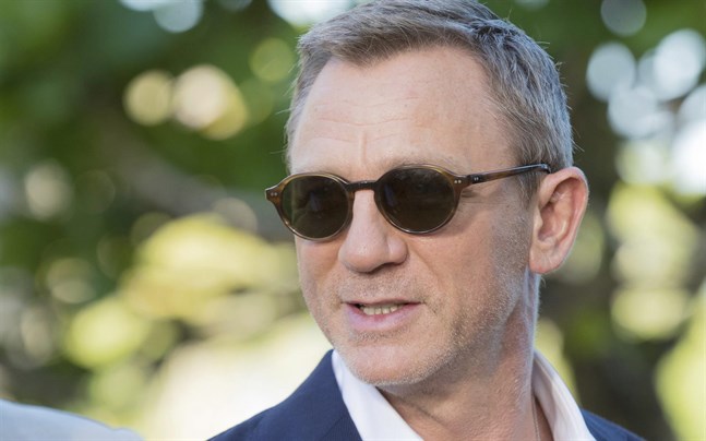Daniel Craig är James Bond ännu en gång.