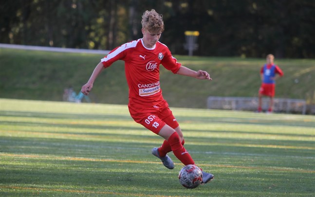 Adam Sundelin, tvåmålsskytt.