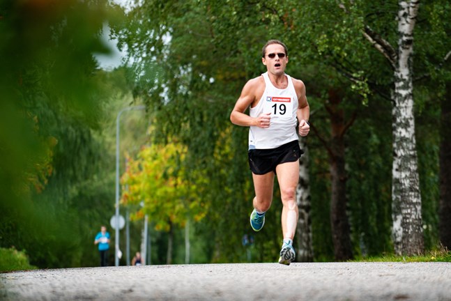 Andreas Norrgård var snabbast på den längsta distansen i årets Larsmo Öja Ultra Trail.