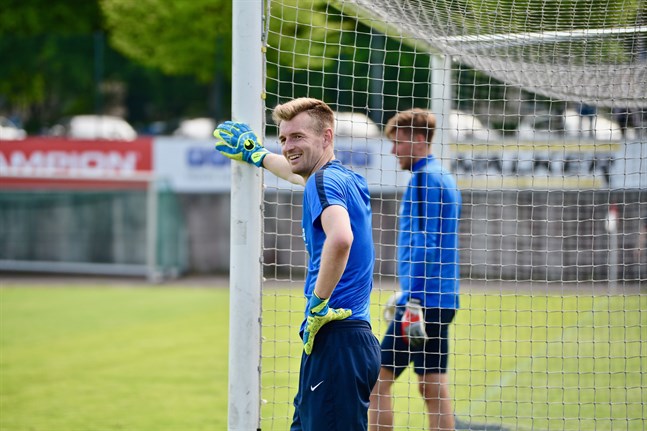 Lukas Hradecky trivs i Tammerfors, men de lokala delikatesserna hoppar han över.