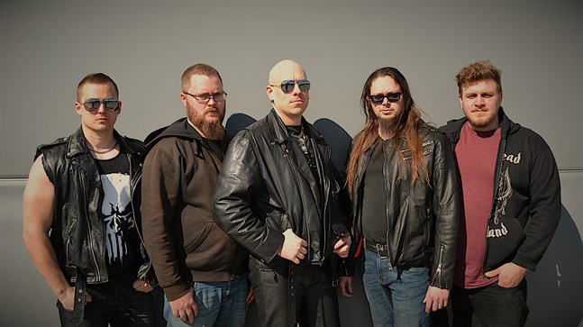 Tombstone är, från vänster, Simon Åbacka, Johan Granström, Kenneth Nylund, Mattias Sjöholm och Thomas Knipström.
