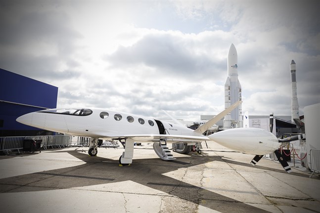 Israeliska Eviation Aircraft visade i somras upp sin prototyp Alice i Paris. Det är ett elektriskt flygplan med plats för nio passagerare och med en räckvidd på 1000 kilometer.