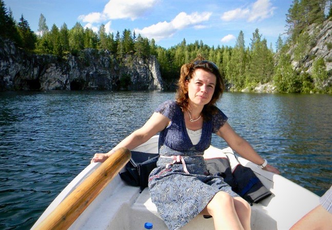 Fortfarande, efter att ha bott 25 år i Finland, fascineras Alla Holmström dagligen av den rena och fina finländska naturen.