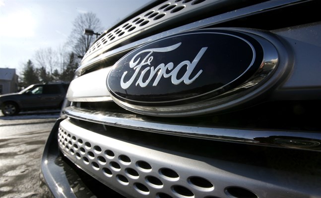 Ford återkallar 360 000 Ford Explorer av årsmodell 2017 sålda i USA, Kanada och Mexiko, för att åtgärda skarpa kanter runt framsäten. Arkivbild.