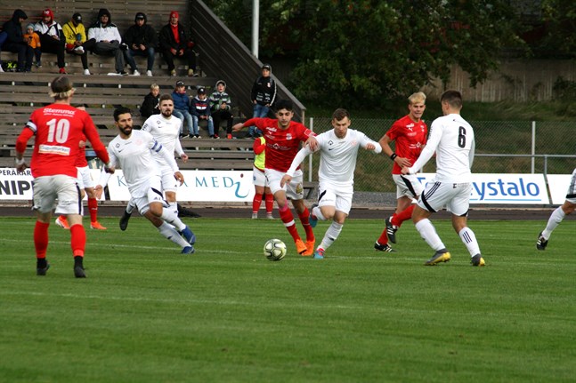 Sporting och Kaskö IK kryssade i derbyt på Kristinaplan på fredagskvällen.