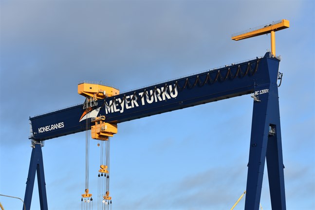 Varvet Meyer Turku lyckas inte få kryssningsfartyget Costa Smeralda färdigt inom den ursprungliga tidtabellen.