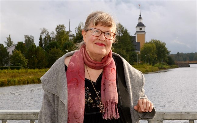 Ann-Sophie Sandström tar över efter Mårten Holm som programledare för Kaffekvarnen.