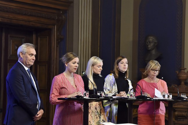 Det var en enig regeringskvintett som presenterade nästa års statsbudget i Ständerhuset på tisdagskvällen.