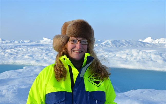 Pauline Snoeijs Leijonmalm, professor i marinekologi vid Stockholms universitet, deltar i expeditionen.