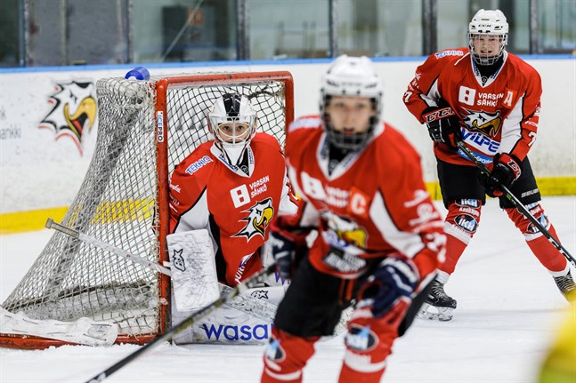 Melisa Mörönen i Sportmålet gjorde hela 44 räddningar mot HPK.