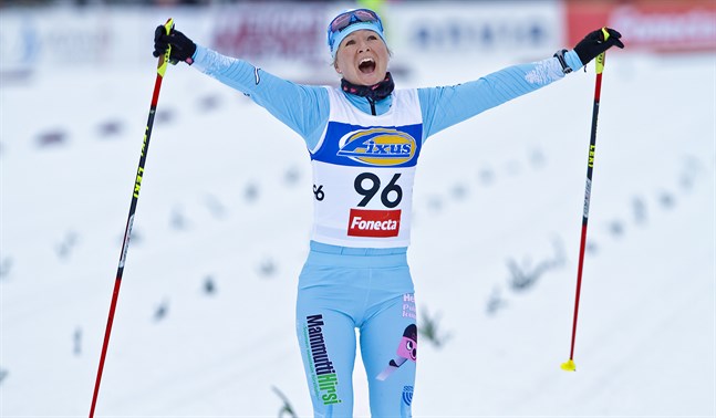 Riitta-Liisa Roponen i FM i Vörå 2011, då hon blev det enda dubbelmästarinnan med guld på tio kilometer och i skiathlon.