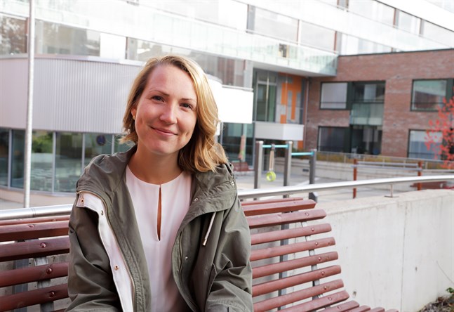 Unga flickor mår dåligt. En lösning är att äldre kvinnor möter de här personerna, precis där de är. Det är grunden för systerskapet, säger Sonja Rodén.
