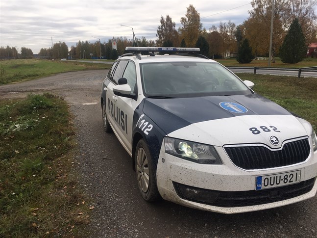 Polisen sökte två som avlägsnat sig från ett skolhem.