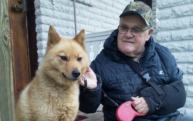 Det är tomt i huset utan hund, som tur är finns Leijas syster Luna i grannhuset.