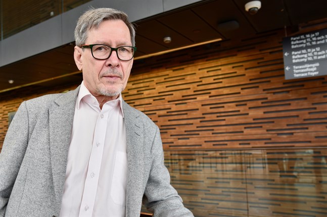 Tom Moring, professor emeritus i journalistik vid Svenska social- och kommunalhögskolan.