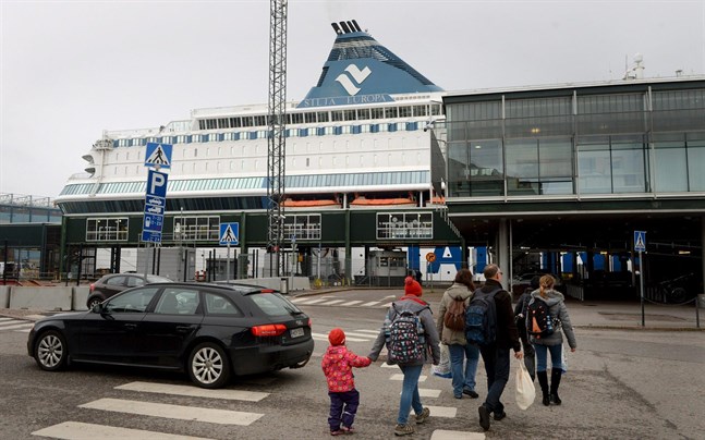 Den estländska polisen går inte vidare med en utredning om dödsfallen ombord på fartyget Silja Europa i Tallinn.