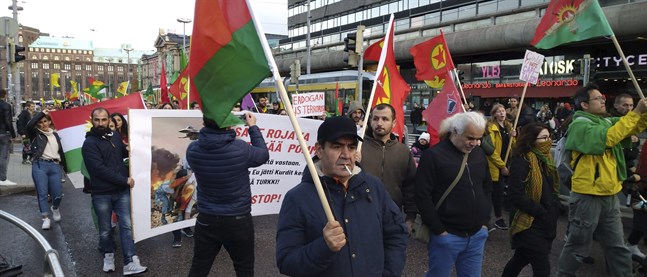 Polisen och demonstranter drabbade samman i Helsingfors på lördagen.