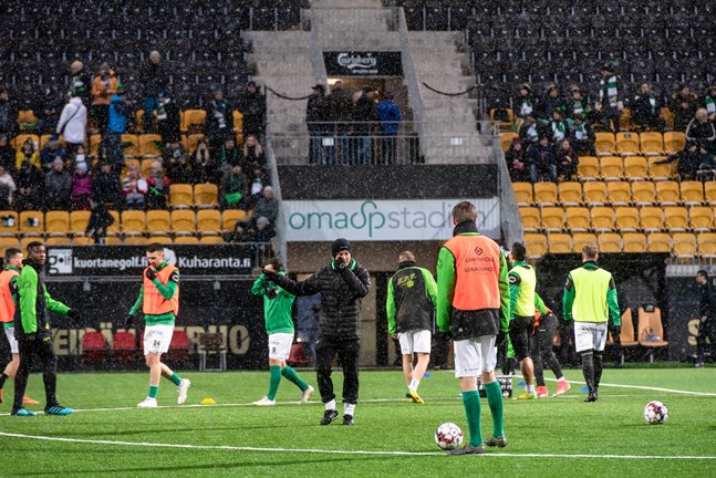 KPV-tränaren Jani Uotinen storstädar ur truppen som underpresterade i kvalet mot TPS.