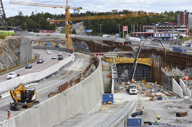 Infrastrukturprojektet Förbifart Stockholm försenas med fyra år och blir drygt tre miljarder kronor dyrare än tidigare beräknat. Arkivbild.