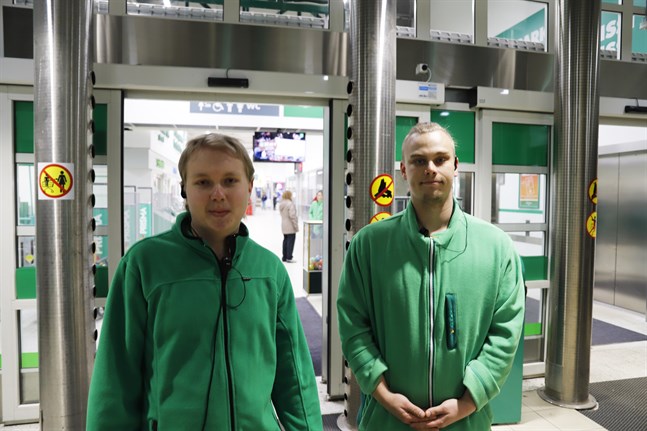 Sami Rinne och Niko Vartiainen arbetade då branden bröt ut.