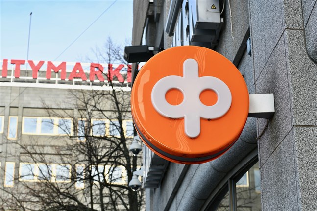 Samtidigt som 460 arbetstillfällen försvinner, tillsätts 190 nya tjänster.