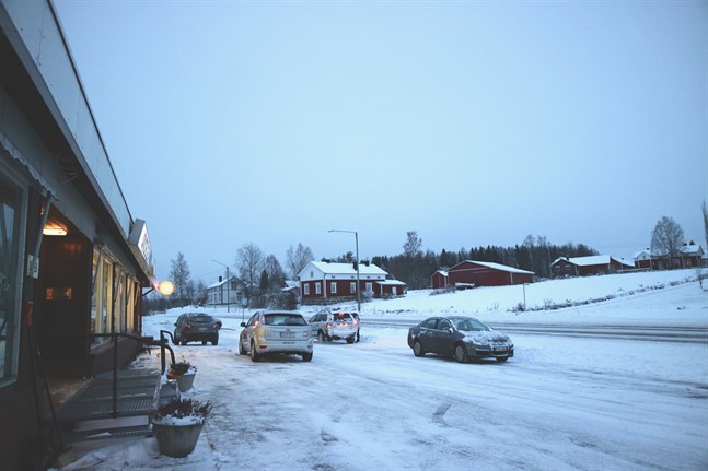 Blir det en vindkraftspark i västra Purmo kommer möllorna antagligen att synas här ovan trädtopparna, sett från Lillby centrum.