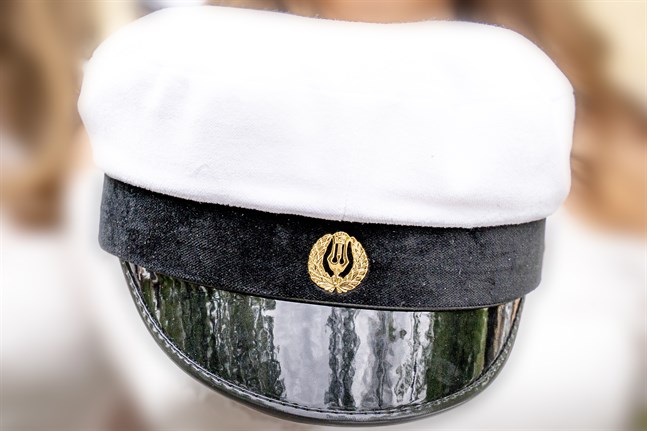 I dag, tisdag, kommer resultaten från vårens studentskrivningar.