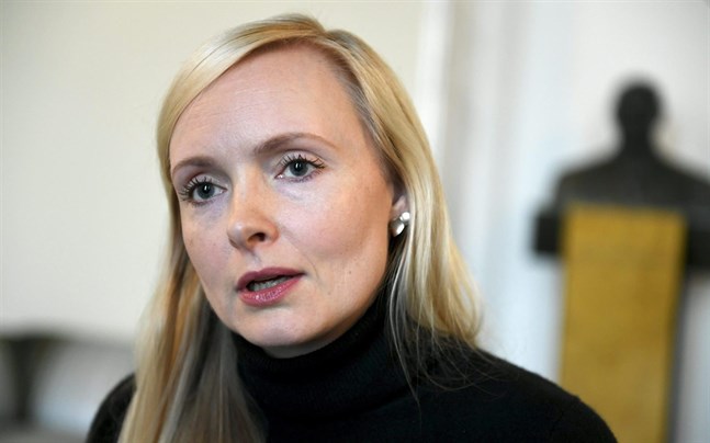 Inrikesminister Maria Ohisalo (Gröna) vill förhindra fler felbedömningar i Finlands asylsystem.