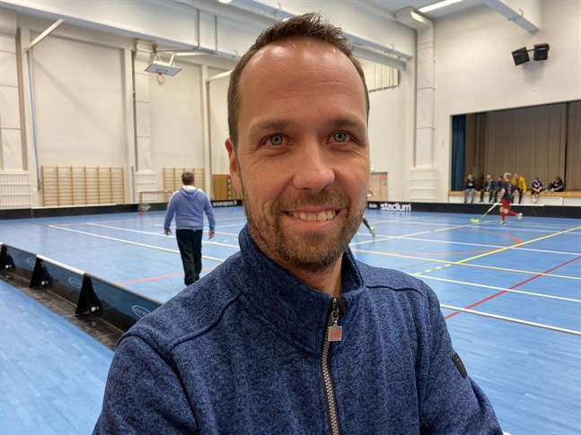 Riku Iisakkala flyttade tillbaka till hemstaden. Nu basar han över Kristiinan urheilijat.