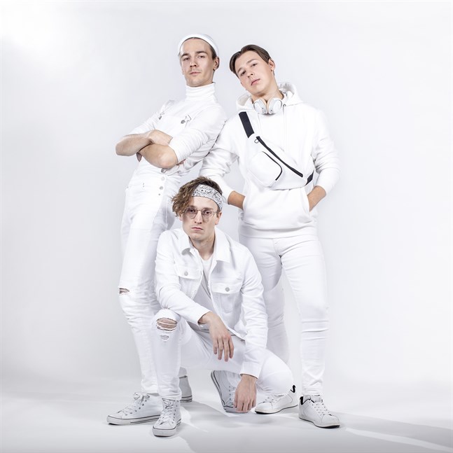 Humorgruppen KAJ betår av Kevin Holmström, Axel Åhman och Jakob Norrgård.