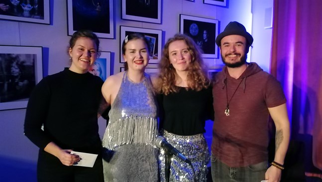 Här är alla pristagarna i talangjakten Visa vad du kan: Sofie Lundell (till vänster), Sofia Stenstrand, Elin Boström och Yones Wilson.